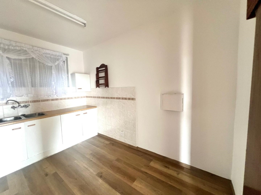 To Let 2 Bedroom Property for Rent in Richmond Hill Eastern Cape